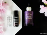 Delikatne kwiaty otaczają kosmetyki: essence i serum od Manyo oraz ampułkę Missha.