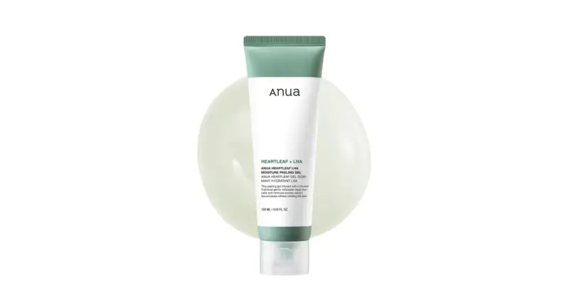Anua Heartleaf Moisture Peeling Gel z LHA delikatnie złuszcza martwy naskórek i usuwa nadmiar sebum, pozostawiając skórę nawilżoną.